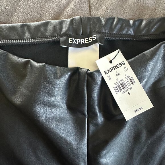 NWT Express High-Waisted Faux Leather Leggings / Pants - Black - Size Small - Picture 5 of 5